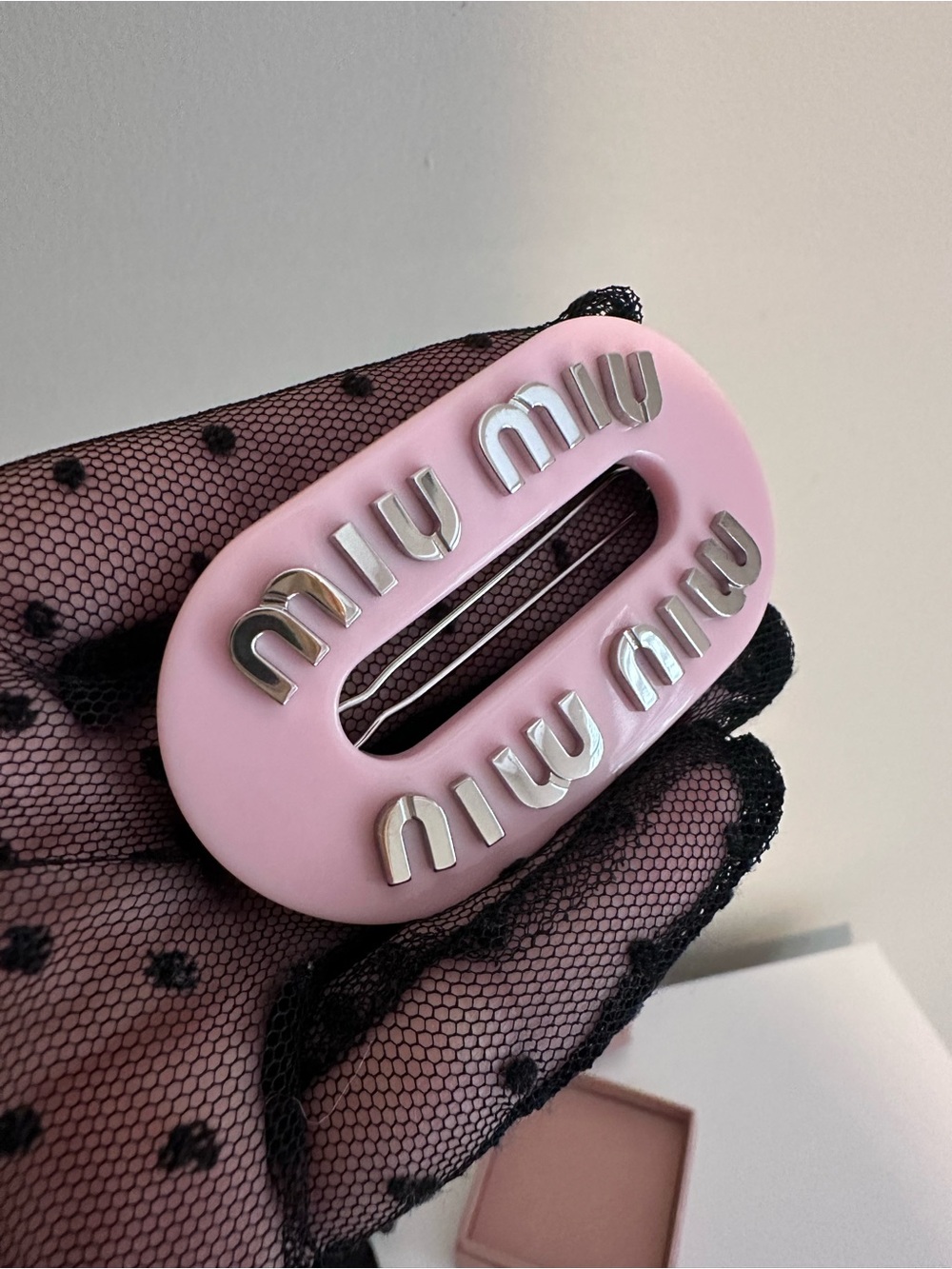 Miu Miu Pink Enamel Logo Hair Clip full inclusion - Picture 11 of 11